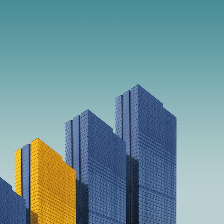 Parents evaluating schools in France